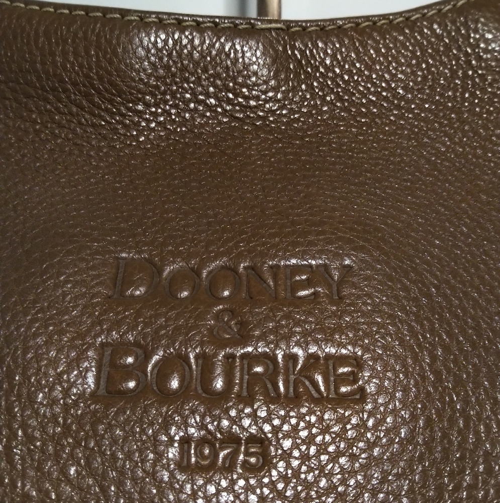 Vintage Dooney & Bourke Purse - Picture 2 of 9